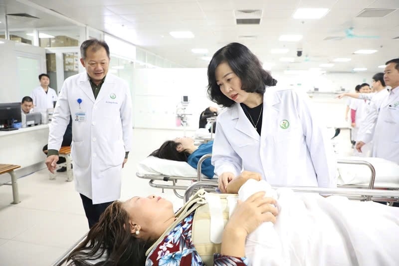 Bộ trưởng Đào Hồng Lan khẳng định Nghị quyết 72-NQ/TW khuyến khích đầu tư, phát triển cung ứng dịch vụ chăm sóc sức khỏe chất lượng ca0. Ảnh: Hà Quyên.