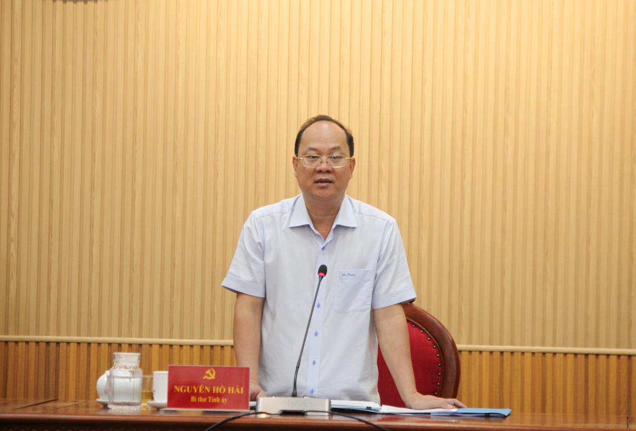 Ông Nguyễn Hồ Hải - Bí thư Tỉnh ủy Cà Mau, Trưởng Ban Chỉ đạo tỉnh, phát biểu kết luận Hội nghị.