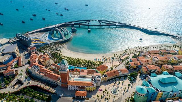 Vẽ lại thị trường hàng không du lịch- Ảnh 2.