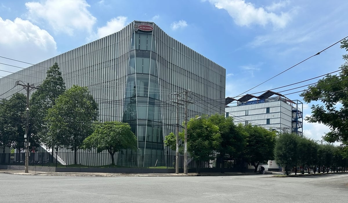 TP.HCM thúc đẩy phát triển năng lượng tái tạo, năng lượng xanh và sản xuất xanh, góp phần thực hiện mục tiêu phát thải ròng bằng '0' vào năm 2050 trên địa bàn thành phố. Ảnh: Tường Tú.