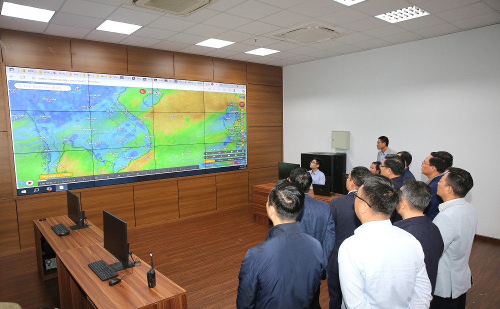 Đẩy mạnh sản xuất kinh doanh hoàn thành vượt mức kế hoạch 2025 Đẩy mạnh sản xuất kinh doanh hoàn thành vượt mức kế hoạch 2025