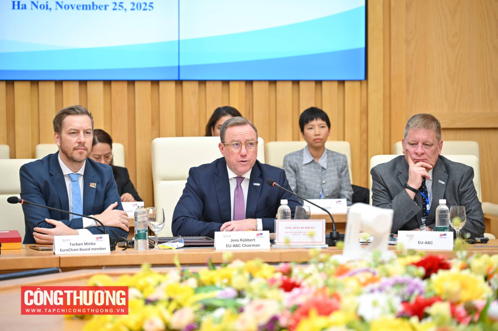 cộng đồng doanh nghiệp châu Âu coi Việt Nam là điểm đến quan trọng trong chiến lược phát triển tại khu vực và mong muốn tiếp tục tăng cường đối thoại chính sách với các cơ quan hữu quan của Việt Nam