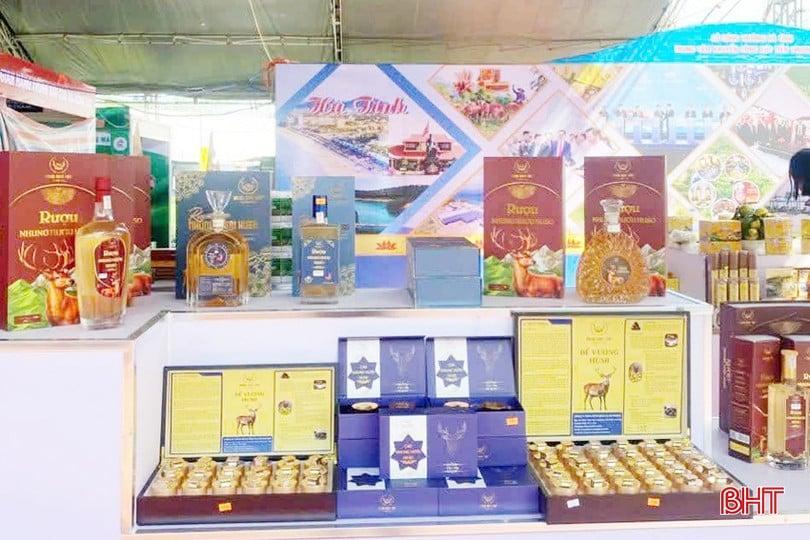 Rượu nhung hươu HUSO, Cao nhung hươu HUSO là 2 sản phẩm đạt tiêu chuẩn 3 sao. bqbht_br_z7296982849826-24eec3e5b56dcfbb400a2fb3b687a014a.jpg