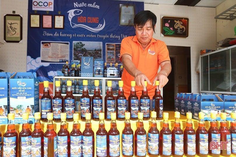 Sản phẩm nước mắm Hòa Cung đạt chuẩn 3 sao. image-39.jpg