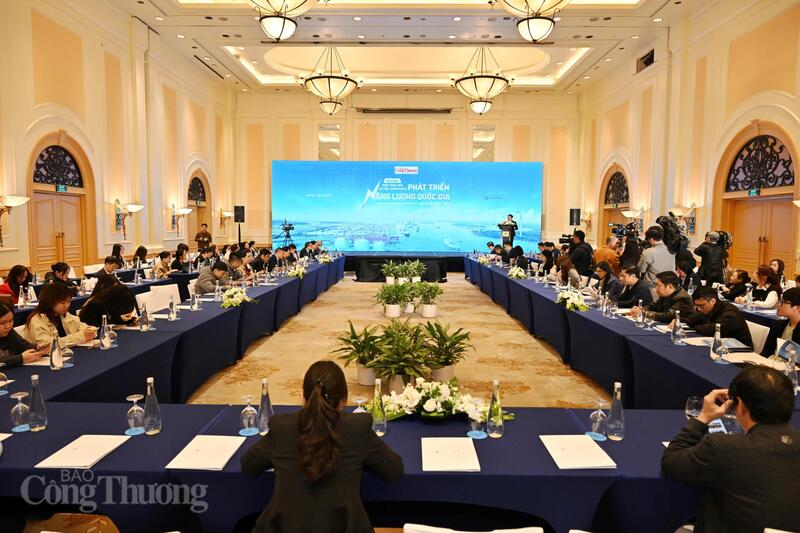 Quang cảnh "Diễn đàn hiện thực hóa cơ chế, chính sách phát triển năng lượng quốc gia giai đoạn 2026 - 2030". Ảnh: Cấn Dũng