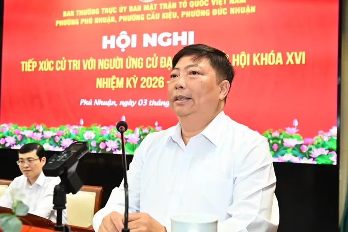 Viện trưởng Viện Pasteur TPHCM Nguyễn Vũ Trung trình bày chương trình hành động. Ảnh: VIỆT DŨNG IMG_6306.jpeg