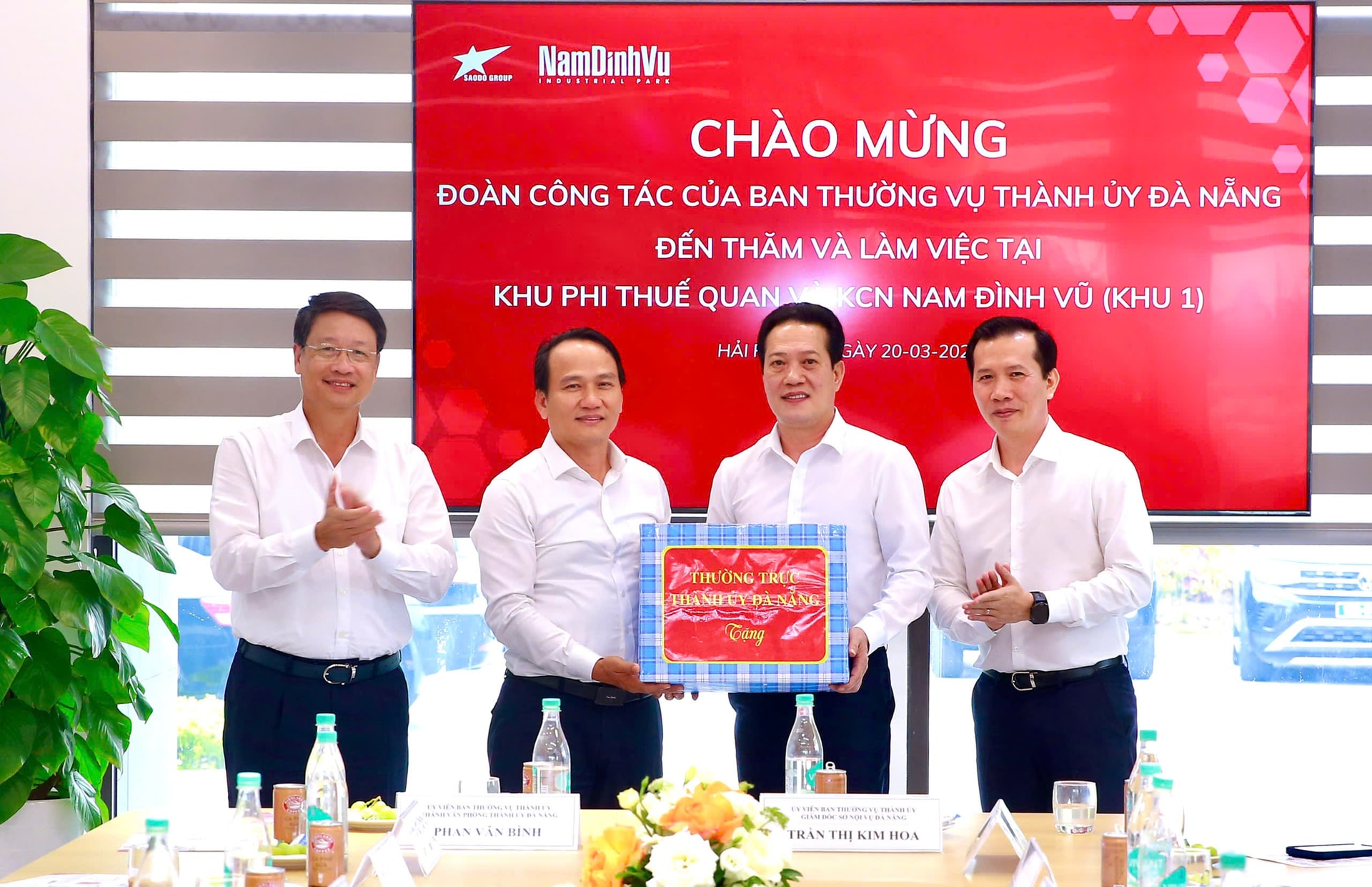 ANH VINH TANG QUA KHU PHI THE QUAN