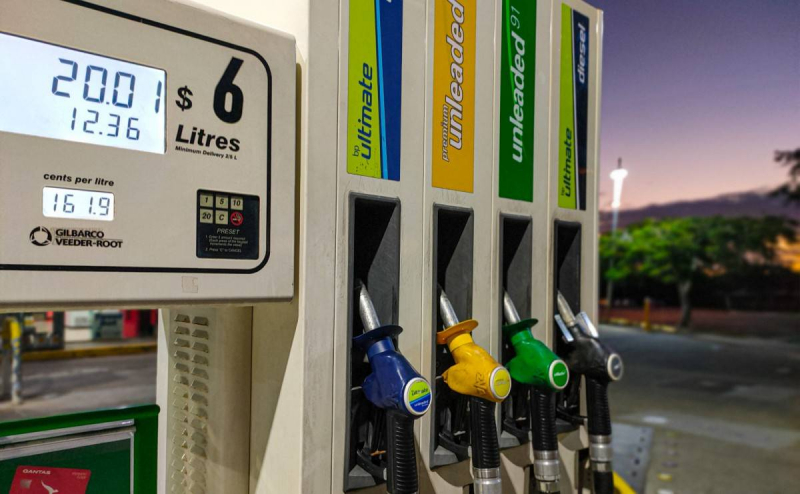 Khủng hoảng xăng dầu toàn cầu và cách các quốc gia ứng phó -0