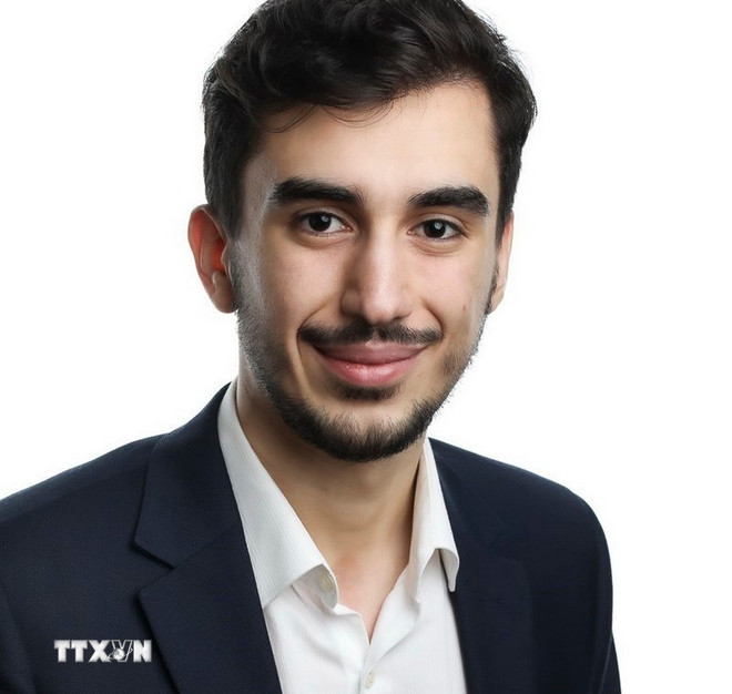 Ông Ahmed Albayrak, cộng tác viên nghiên cứu của Trung tâm Phát triển Ấn Độ Dương-Thái Bình Dương, thuộc Viện Lowy (Australia). (Ảnh: TTXVN phát) ttxvn-an-ninh.jpg