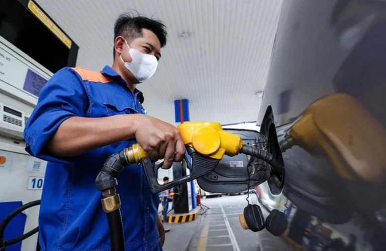 Từ chính sách thuế xăng dầu đến tư duy quản trị mới- Ảnh 2.