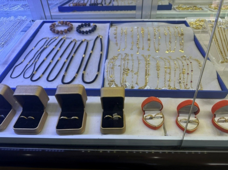 Nhiều cửa hàng kinh doanh vàng không rõ nguồn gốc bị xử phạt -0