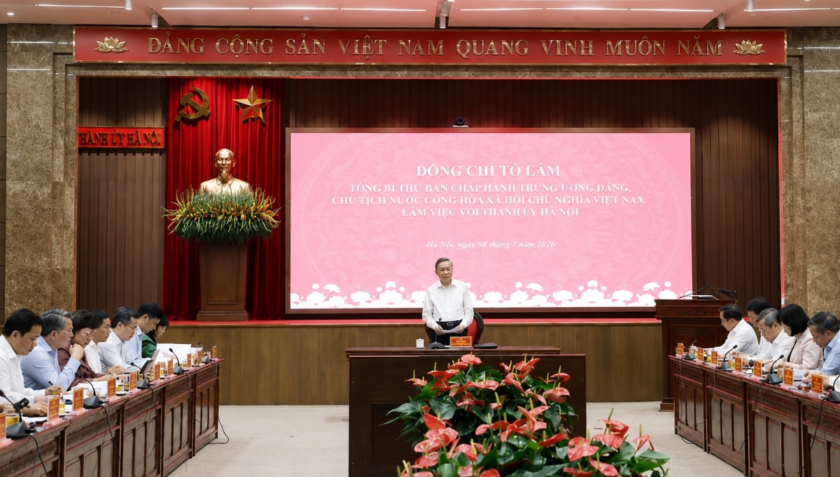 Tổng Bí thư, Chủ tịch nước chỉ rõ, giải phóng nguồn lực đang bị ách tắc, đây là dư địa tăng trưởng lớn nhất của Hà Nội