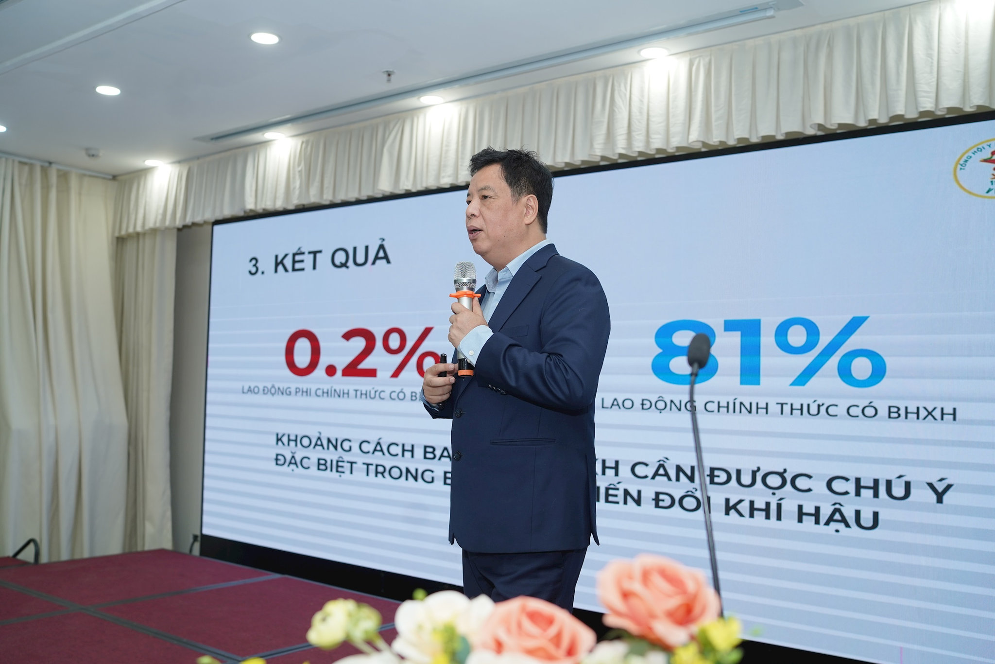 adonis-ong-truong-hong-son.jpg